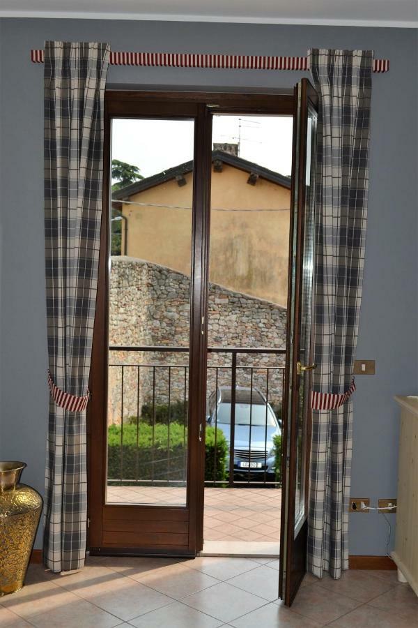 Torri Centro Apartment Torri Del Benaco Luaran gambar