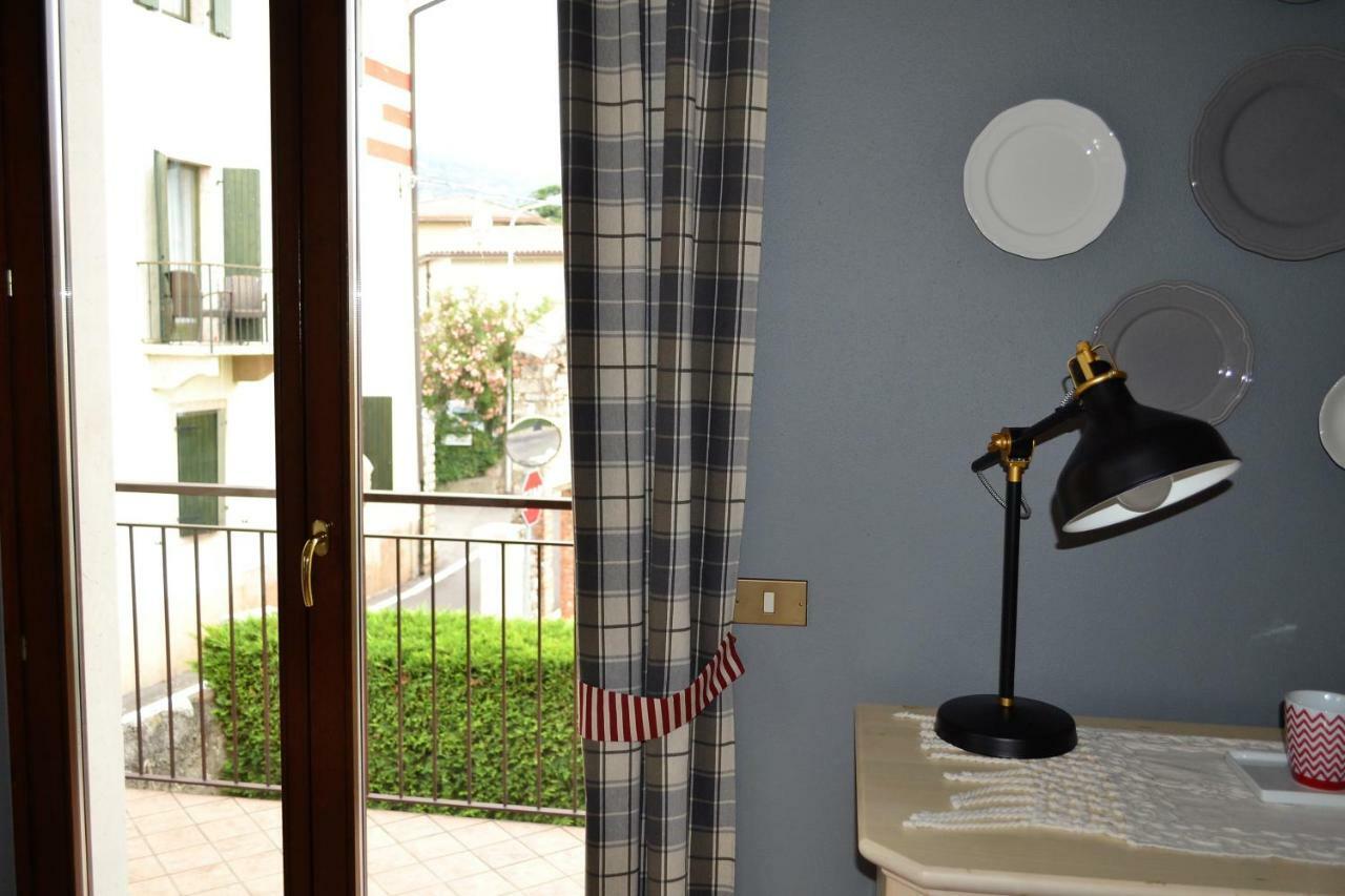 Torri Centro Apartment Torri Del Benaco Luaran gambar