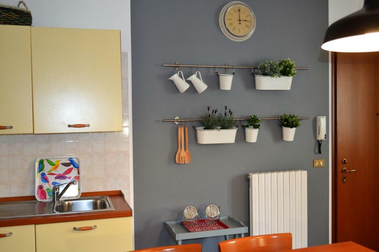 Torri Centro Apartment Torri Del Benaco Luaran gambar