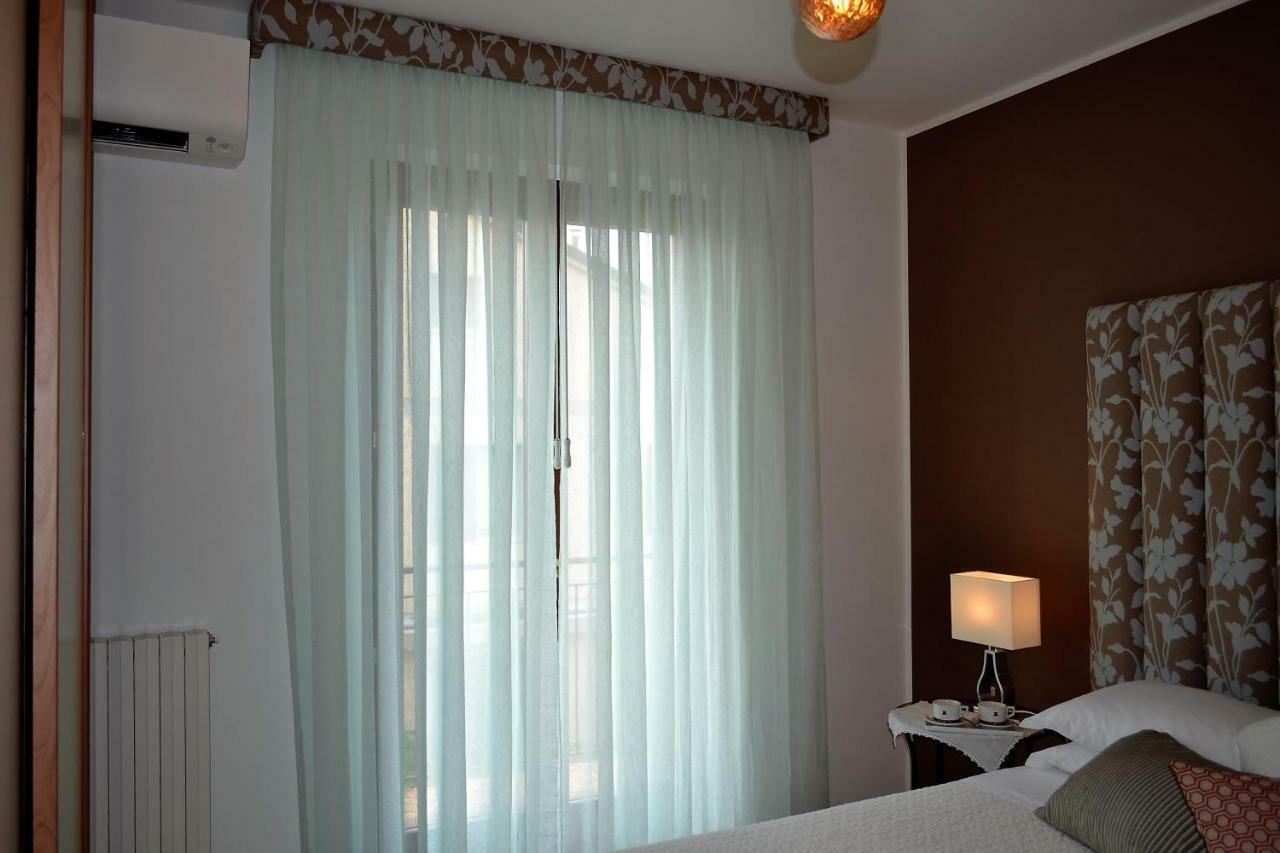 Torri Centro Apartment Torri Del Benaco Luaran gambar