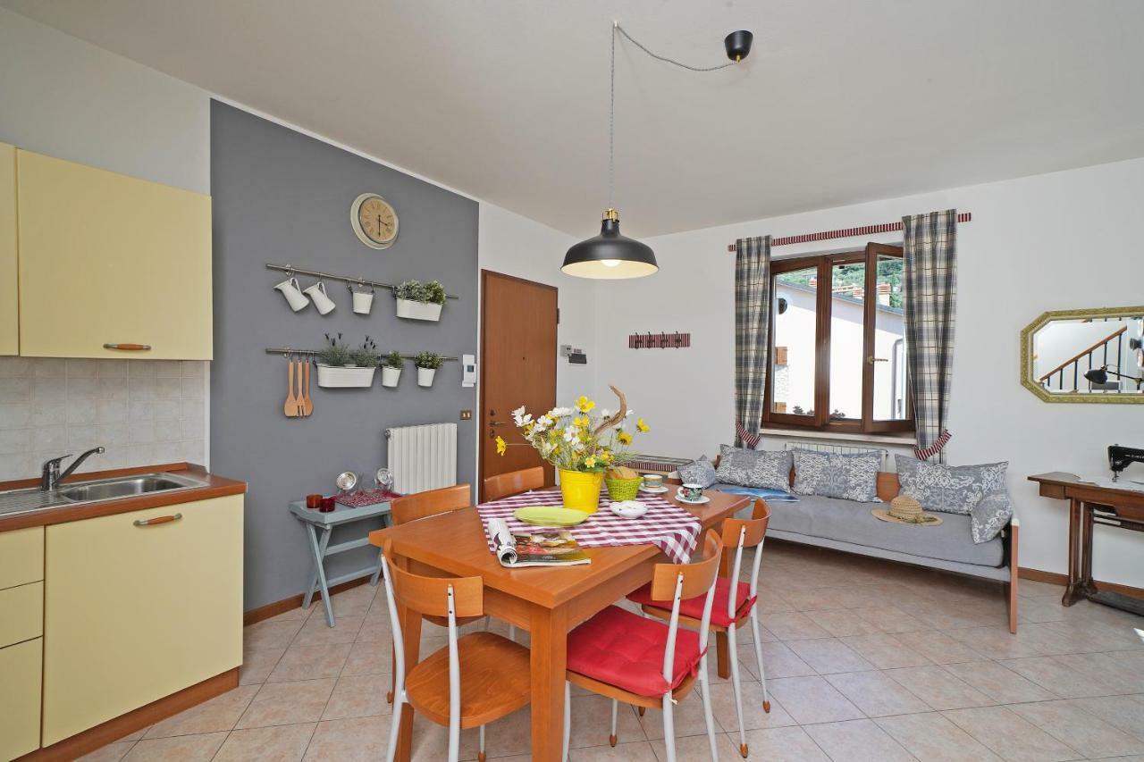 Torri Centro Apartment Torri Del Benaco Luaran gambar