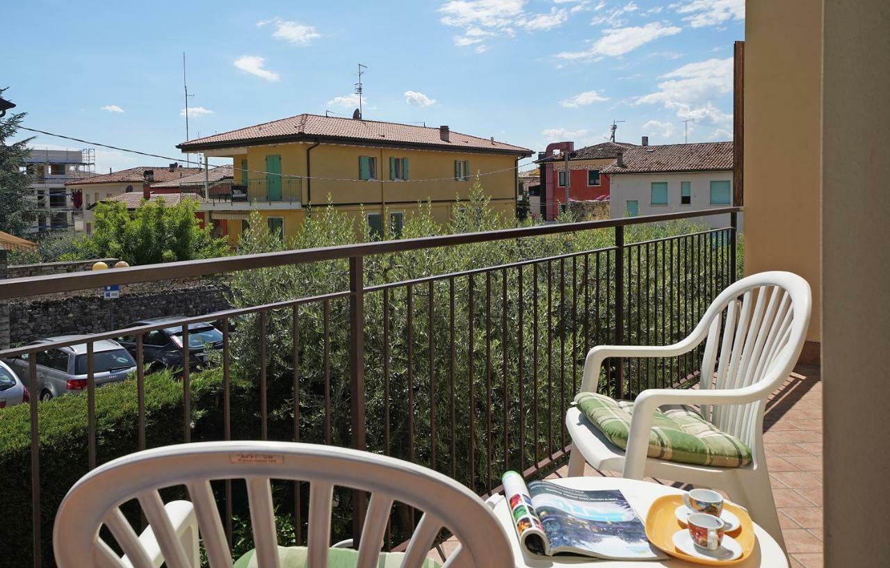 Torri Centro Apartment Torri Del Benaco Luaran gambar